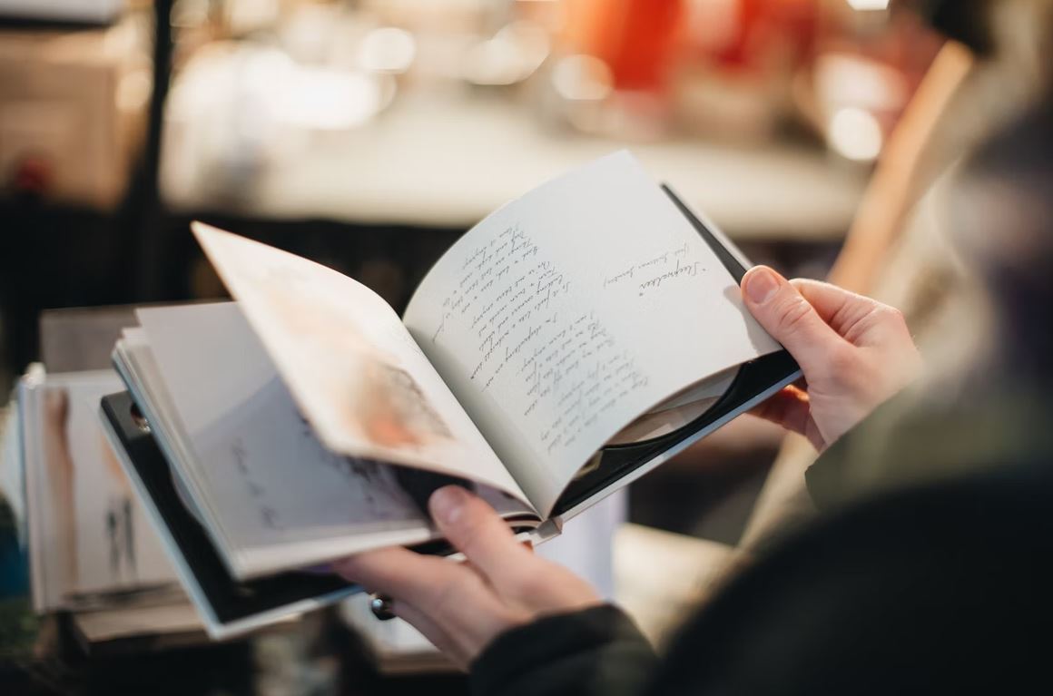 Bright Field Publishing
